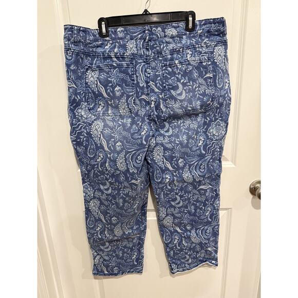 Logo Lori Goldstein Capri Jeans Light Blue Floral Pattern Women's 22 WP - Picture 5 of 6
